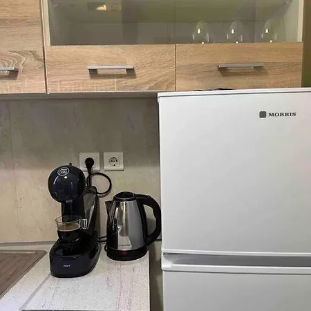 Apartment Small Hidden Gem 3' From Attiki Station *